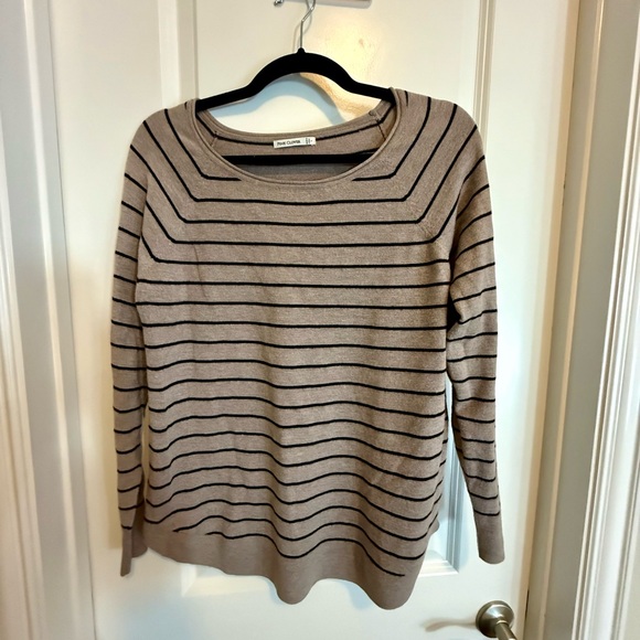 Pink Clover Sweaters - Pink Clover Tan and Black Striped Sweater-Size L